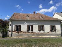 Eladó családi ház, Molnaszecsődön 30 M Ft, 2 szobás