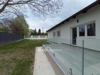 Eladó családi ház, Pusztaszabolcson 74.99 M Ft, 3 szobás
