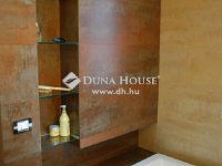 Eladó családi ház, Szentendrén 609.6 M Ft, 3 szobás