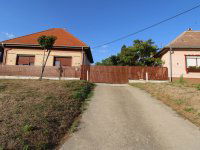 Eladó családi ház, Vácszentlászlón 62 M Ft, 4 szobás