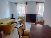 Kiadó téglalakás, albérlet, Pécsett 160 E Ft / hó, 2+1 szobás
