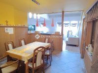 Eladó téglalakás, Mohácson 78.499 M Ft, 5 szobás