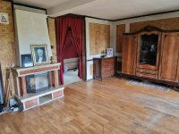 Eladó családi ház, Törtelen 64 M Ft, 4 szobás