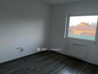 Eladó ikerház, Albertirsán 98 M Ft, 4 szobás