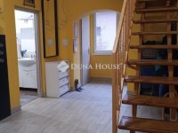 Eladó családi ház, Nyergesújfaluban 90 M Ft, 6 szobás