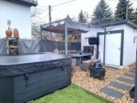 Eladó családi ház