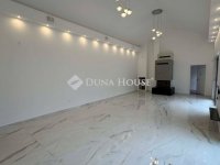 Eladó családi ház, Vecsésen 245 M Ft, 5 szobás