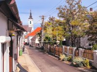 Eladó sorház, Balatonfüreden, Udvar közben 95 M Ft, 3 szobás