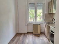 Eladó téglalakás, Szolnokon 34.9 M Ft, 2 szobás