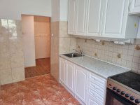 Kiadó téglalakás, albérlet