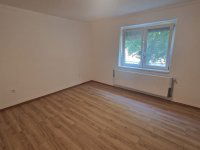 Eladó téglalakás, Ikrényen 49.8 M Ft, 2 szobás