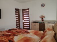 Eladó családi ház, Kápolnásnyéken 193.5 M Ft, 4 szobás