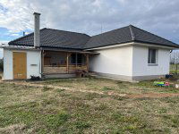 Eladó családi ház