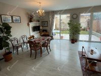 Eladó téglalakás, Siófokon 99 M Ft, 4 szobás