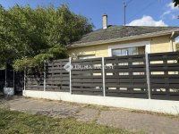 Eladó családi ház, XIX. kerületben 131 M Ft, 1 szobás