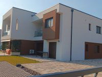 Eladó téglalakás, Siófokon 66.5 M Ft, 3 szobás