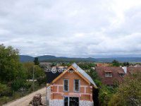 Eladó ikerház, Pilisborosjenőn 171 M Ft, 5 szobás