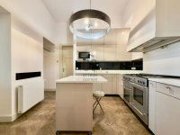 Eladó téglalakás, V. kerületben 480 M Ft, 4 szobás