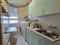 Eladó panellakás, Hajmáskéren 24.99 M Ft, 2 szobás