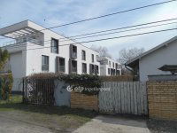 Eladó ikerház, III. kerületben 219.5 M Ft, 6 szobás