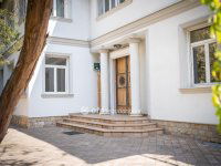 Eladó családi ház, Debrecenben 450 M Ft, 9+4 szobás