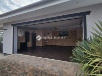 Eladó családi ház, Császártöltésen 187 M Ft, 4 szobás