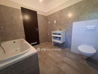 Eladó téglalakás, Mendén 89 M Ft, 4 szobás