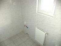 Eladó családi ház, Kápolnásnyéken 59.9 M Ft, 1+1 szobás