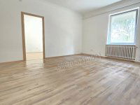 Eladó téglalakás, Pécsett, István utcában 26.99 M Ft, 2 szobás