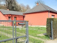 Eladó családi ház, Pécsett 91 M Ft, 3 szobás