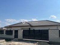 Eladó családi ház, Halásztelken 143.99 M Ft, 4 szobás