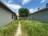 Eladó családi ház, Pilisen 30 M Ft, 2 szobás