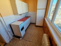 Eladó panellakás, Tatabányán 35.9 M Ft, 2 szobás