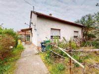 Eladó családi ház, Mezőcsáton 11 M Ft, 2 szobás