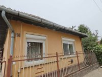 Eladó családi ház, Pilisen 35 M Ft, 2 szobás