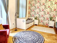 Eladó téglalakás, VI. kerületben 103.5 M Ft, 3 szobás