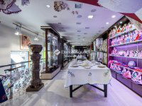 Eladó üzlethelyiség, V. kerületben 962.5 M Ft