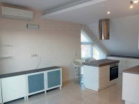 Kiadó téglalakás, albérlet