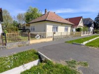 Eladó családi ház, Balatonbogláron 84.9 M Ft, 4 szobás