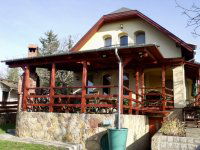 Eladó családi ház, Nagykovácsiban 199.9 M Ft, 4 szobás