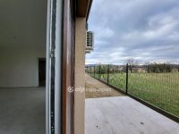 Eladó téglalakás, Szántódon 92.9 M Ft, 3 szobás