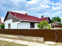 Eladó családi ház, Nádudvaron 39.99 M Ft, 2 szobás
