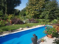 Eladó családi ház, Szadán 350 M Ft, 8 szobás