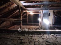 Eladó téglalakás, Vácon 21.9 M Ft, 1 szobás