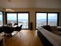 Eladó téglalakás, Balatonfűzfőn 399 M Ft, 6 szobás