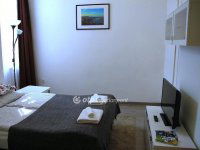 Eladó téglalakás, V. kerületben 84 M Ft, 2 szobás