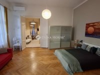 Eladó téglalakás, VI. kerületben 95 M Ft, 2 szobás