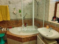 Eladó családi ház, Siklóson 77.9 M Ft, 3 szobás