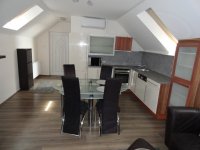 Kiadó téglalakás, albérlet, Esztergomban 220 E Ft / hó