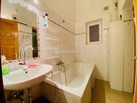 Eladó téglalakás, VI. kerületben 59.99 M Ft, 1 szobás